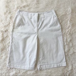 Liz Claiborne white high rise tailored Bermuda shorts 11” inseam 
Size 8